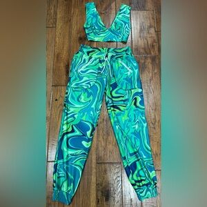 Gently used 2 piece size Large